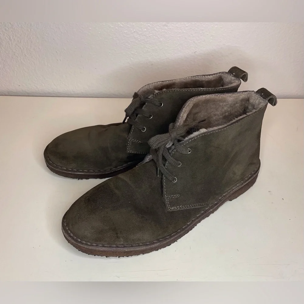 Vince Men's Chukka Olive‎ Suede with Faux Fur Boots Size 9.5